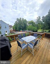 13672 Water Springs Ct in Centreville, VA - Building Photo - Building Photo