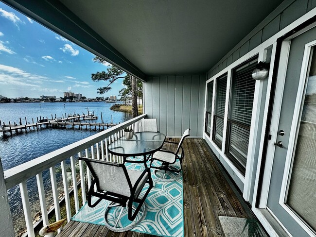 property at 6909 N Lagoon Dr
