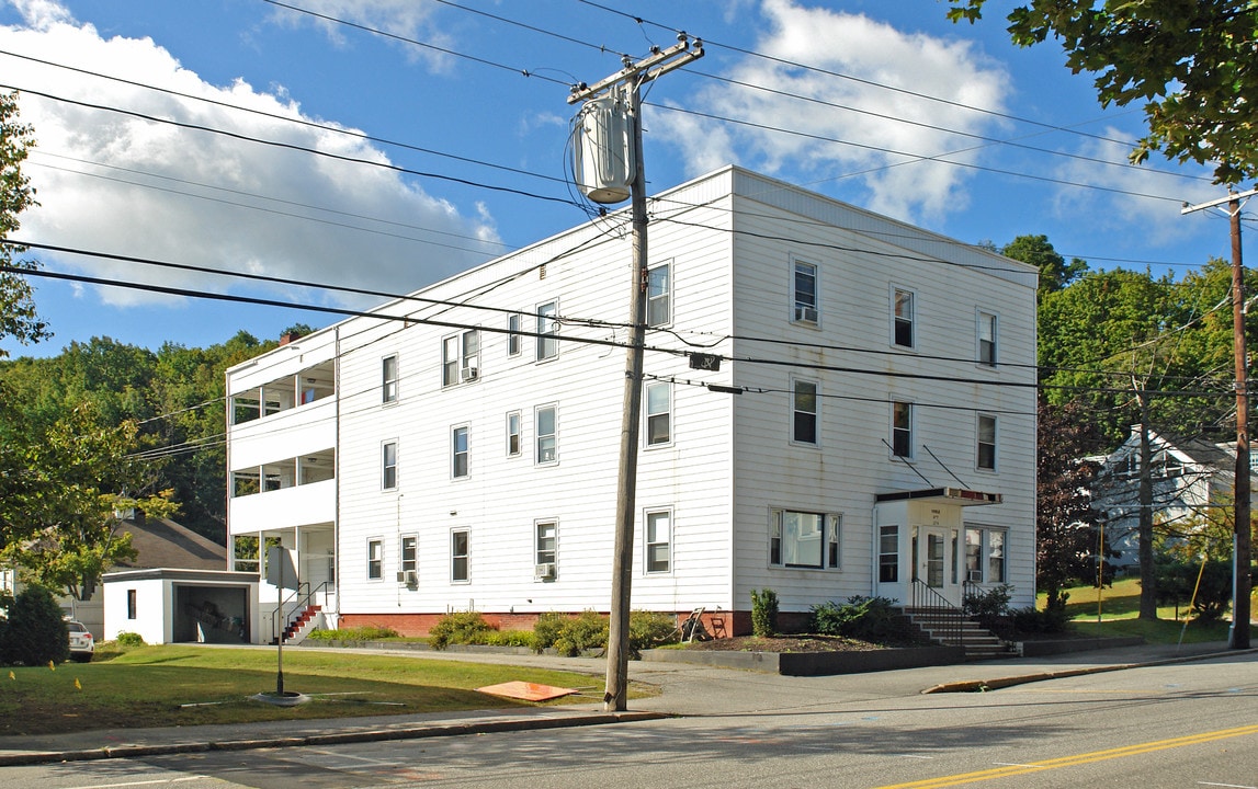 270-274 Court St in Auburn, ME - Foto de edificio