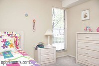 Bedroom - Villages at Gateway Apartamentos in Denver, Colorado