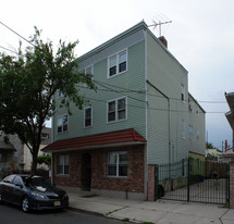 219 E Kinney St Apartments