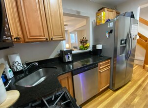 470 E 3rd St, Unit 1 in Boston, MA - Building Photo - Building Photo