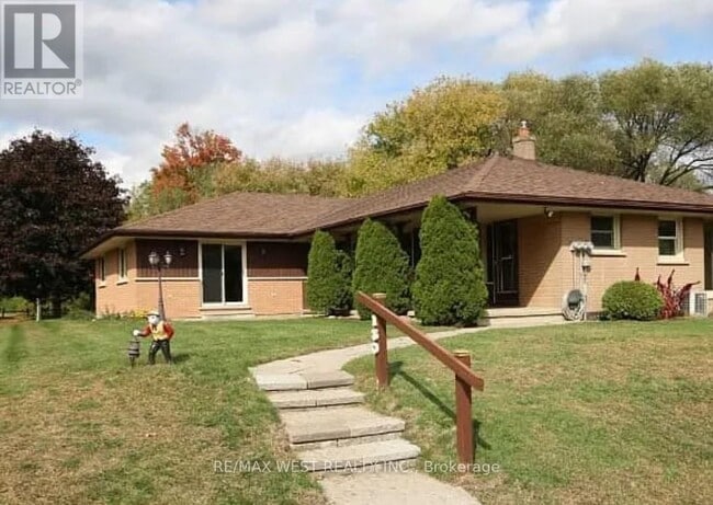 property at 130 Cousins Dr E