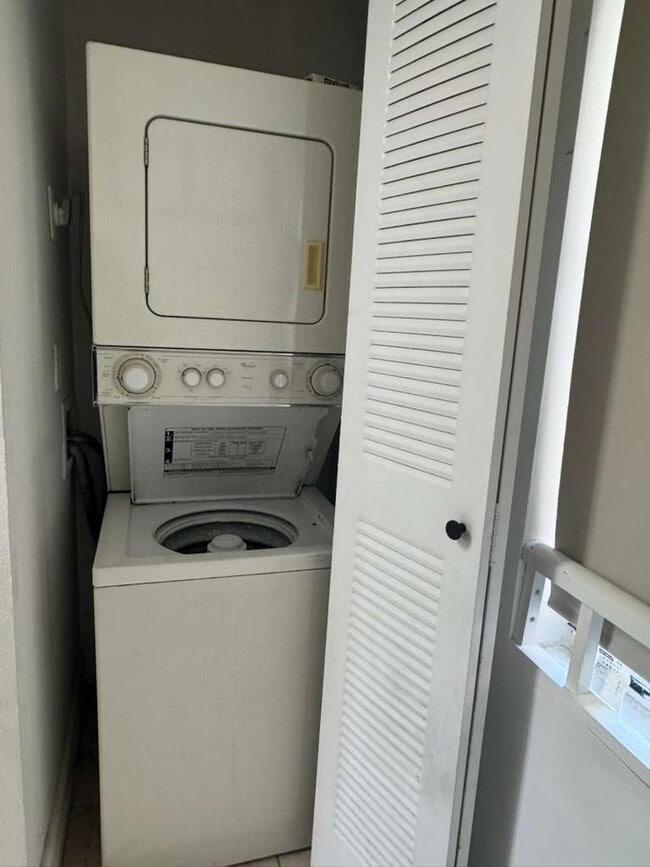 9999 Summerbreeze Dr