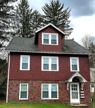 25 Wilson Ave, Unit 2 in Morgantown, WV - Foto de edificio - Building Photo