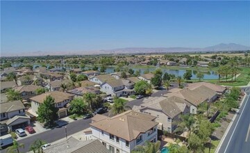 6964 New Melones Cir in Discovery Bay, CA - Building Photo - Building Photo