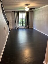 540 S Flannery Rd, Unit B in Baton Rouge, LA - Foto de edificio - Building Photo