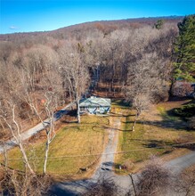 26 Taber Knolls Rd in Pawling, NY - Building Photo - Building Photo