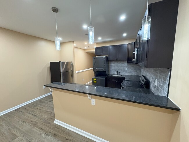 2214 N Delhi St, Unit # 2