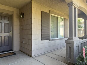 1360 Breezeway Ln in Merced, CA - Building Photo - Building Photo