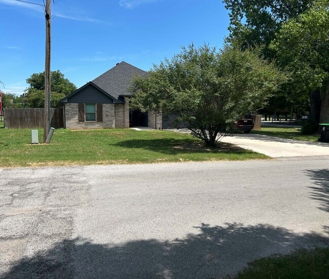 property at 501 Hobbs Ave