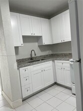 4681 NW 9th St in Miami, FL - Building Photo - Building Photo