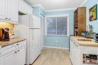 3041 Sandpiper Bay Cir in Naples, FL - Building Photo - Building Photo