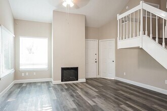 10842 Riana Dr in Houston, TX - Building Photo - Building Photo