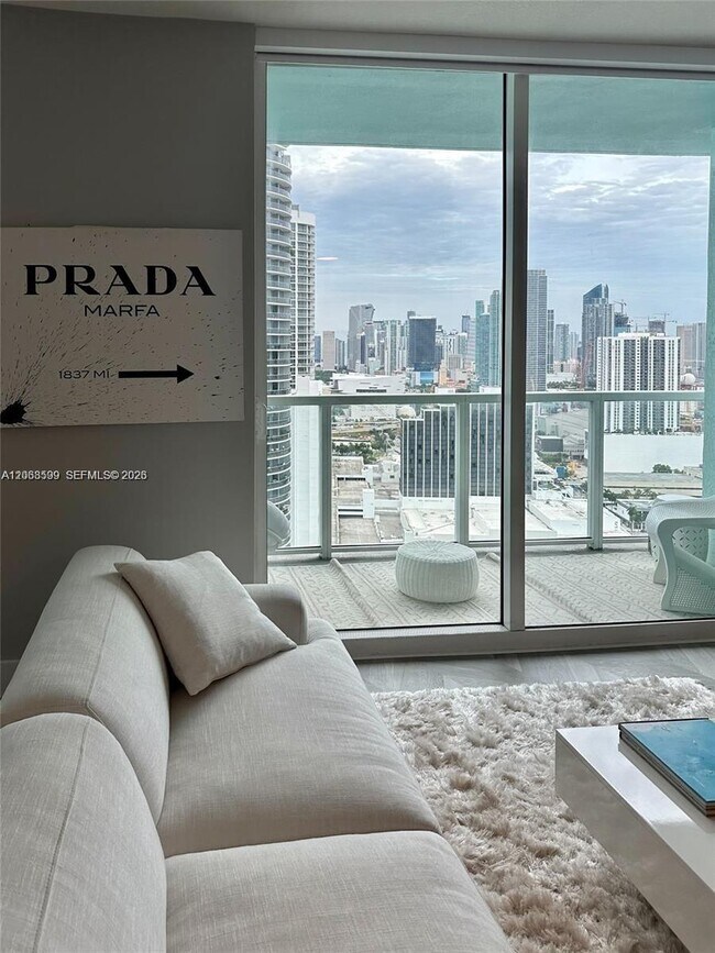 property at 1900 N Bayshore Dr