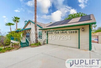 24468 Rutherford Rd in Ramona, CA - Building Photo - Building Photo