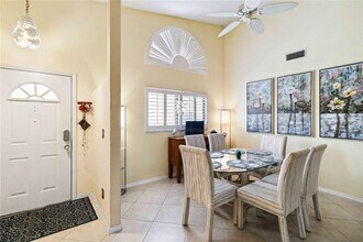 5624 Ashton Lake Dr in Sarasota, FL - Building Photo - Building Photo