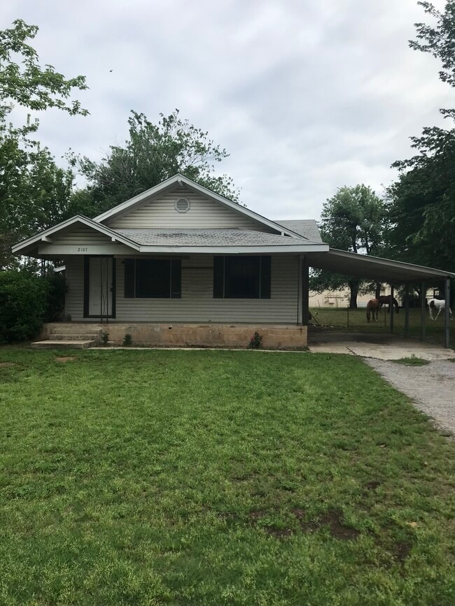 property at 2107 Briggs St