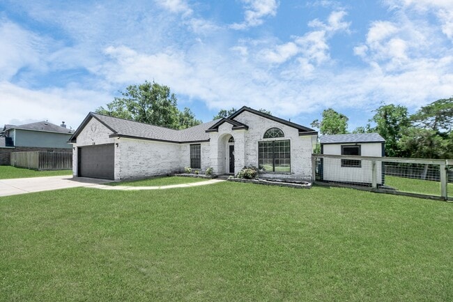 1406 Williams Trace in Baytown, TX - Building Photo - Building Photo