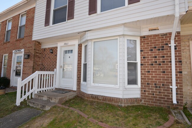 3861 Chancery Ln in Virginia Beach, VA - Building Photo - Building Photo