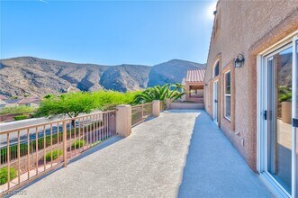 10737 Hunter Mountain Ave in Las Vegas, NV - Building Photo - Building Photo