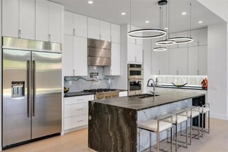 3813 Cortez Dr in Dallas, TX - Building Photo - Building Photo