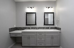 9710 Balkan Ave in Lincoln, NE - Building Photo