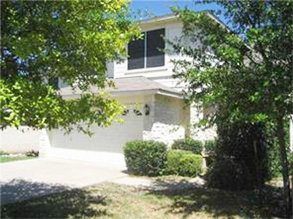 2804 Turtle River Dr in Leander, TX - Building Photo