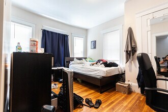 10 Chester St, Unit 2C in Boston, MA - Building Photo - Building Photo