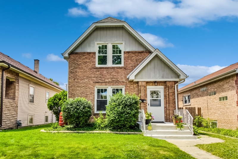 3208 Cuyler Ave in Berwyn, IL - Building Photo