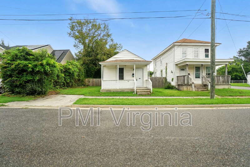 1602 Centre Ave in Portsmouth, VA - Building Photo