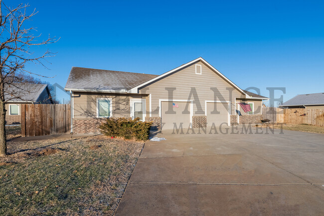 5509 S Victoria St in Wichita, KS - Building Photo - Building Photo