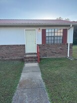 75 Jim Banks Rd, Unit Unit 16 in Jasper, AL - Building Photo