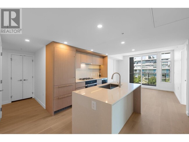 property at 5212-5212 Cambie Rd