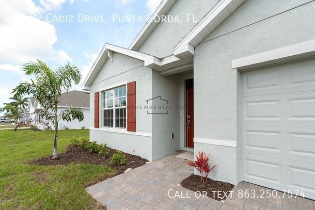 25222 Cadiz Dr in Punta Gorda, FL - Building Photo - Building Photo