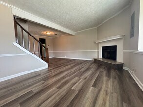 8170 Canyon Forge Dr in Riverdale, GA - Building Photo - Building Photo