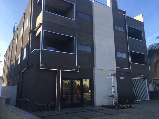 1445 S Fairfax Ave, Unit 1/2 in Los Angeles, CA - Building Photo