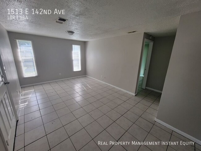 1513 E 142nd Ave in Tampa, FL - Building Photo - Building Photo