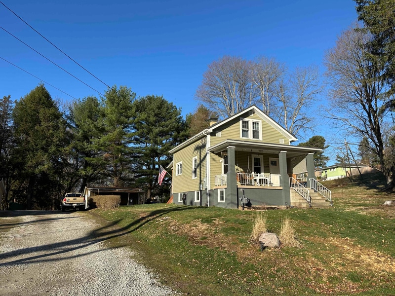 35 Lyle Rd in Wheeling, WV - Building Photo