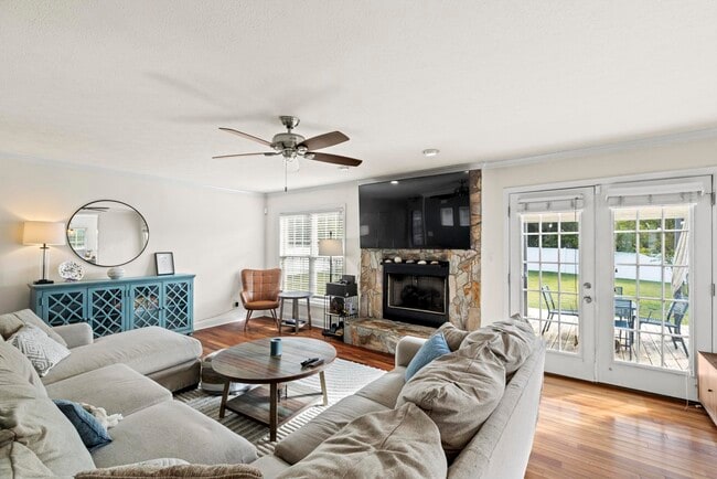 100 Westmont Rd in Jacksonville, NC - Building Photo - Building Photo