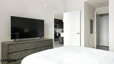 9650 52nd Ave E, Unit 2-105 in Palmetto, FL - Building Photo - Building Photo