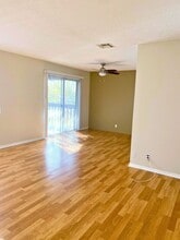 1331 N El Prado St in Ridgecrest, CA - Foto de edificio - Building Photo