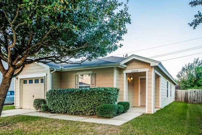 21030 Brannon Hill Ln in Humble, TX - Building Photo - Building Photo