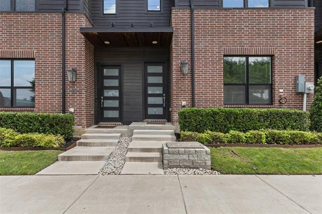 property at 2821 Stanley Ave