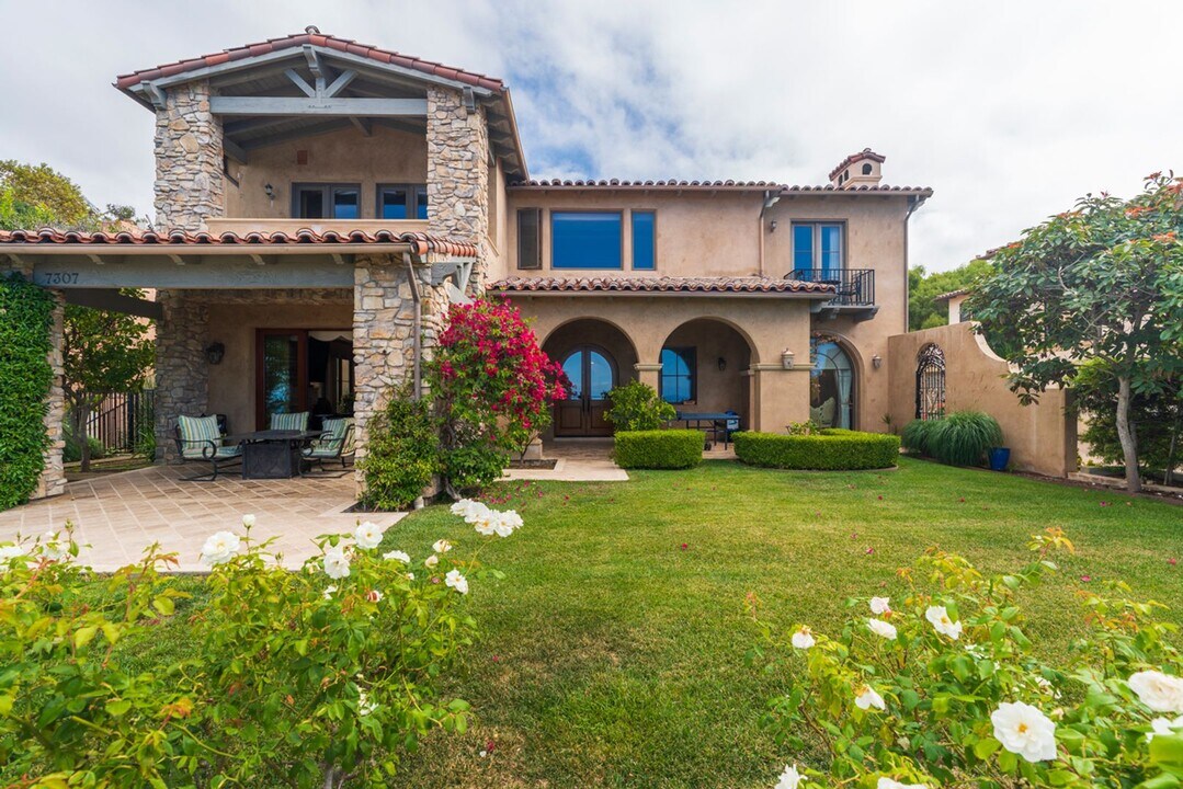 7307 Lunada Vista in Rancho Palos Verdes, CA - Building Photo