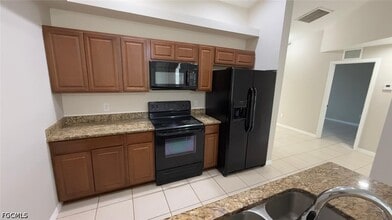 1621 SW 33rd St in Cape Coral, FL - Building Photo - Building Photo