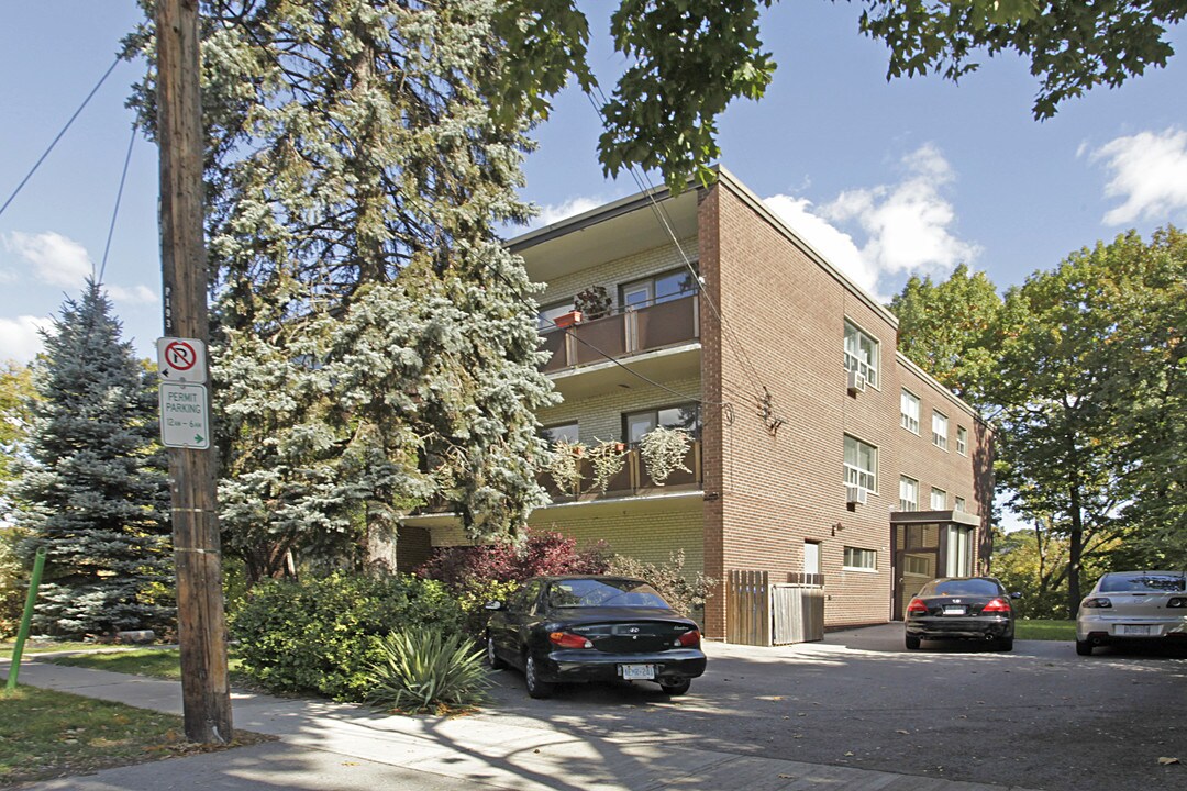 193 Stephen Dr in Toronto, ON - Building Photo