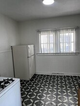 1221 E 26th St in Erie, PA - Building Photo - Building Photo