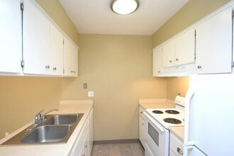 1925 46th Ave, Unit 75 in Capitola, CA - Foto de edificio - Building Photo