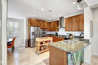 122 SW 1st Ave in Delray Beach, FL - Foto de edificio - Building Photo